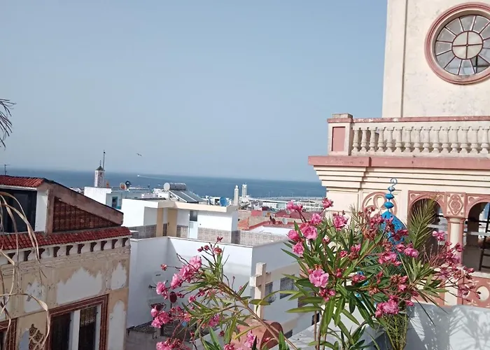 Spacious Old Medina 2Br Apartment In Tangier With Stunning Terrace Views
